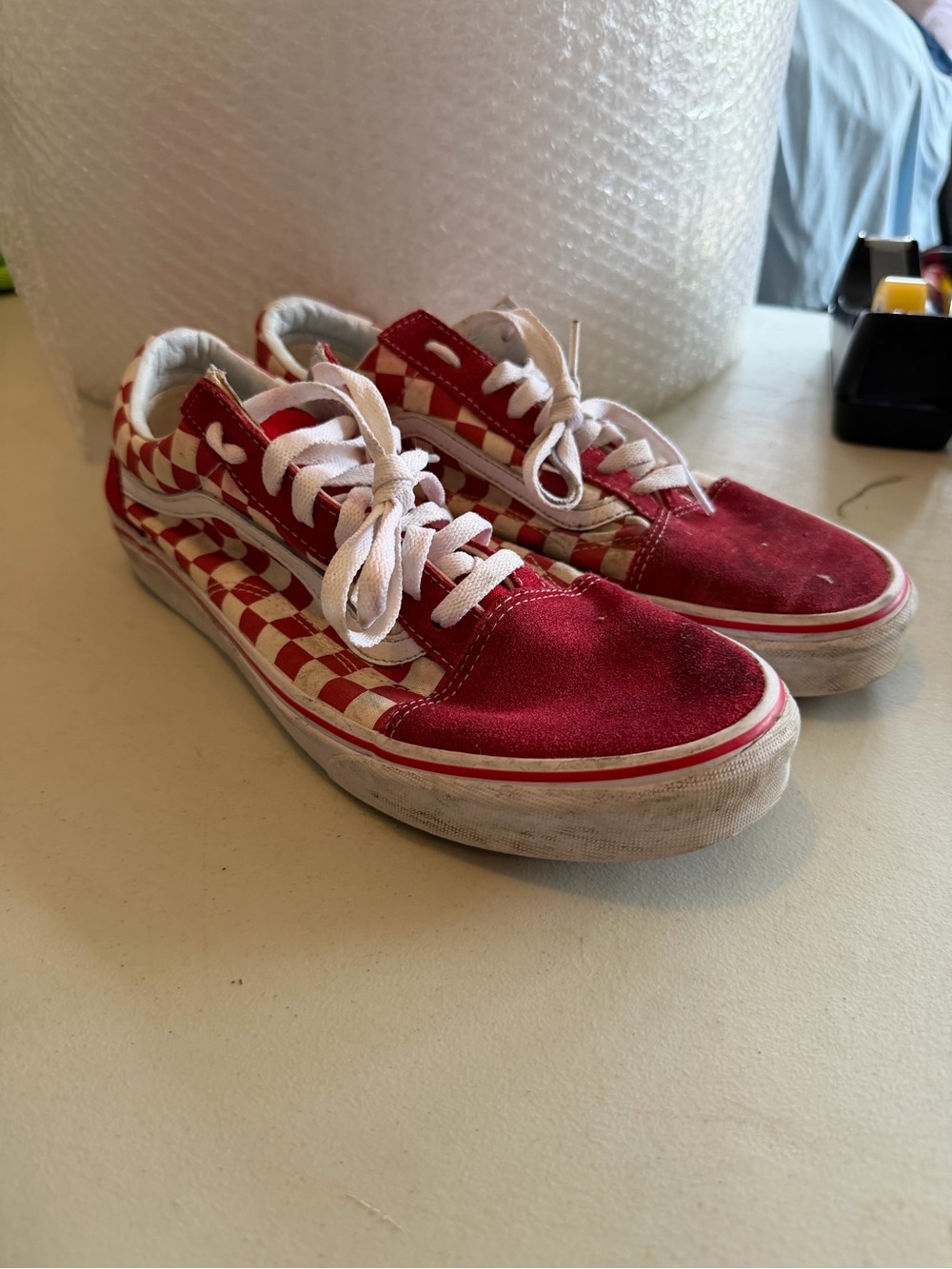 Vans men’s 10.5 Red Checkerboard Skate Shoes with White Laces